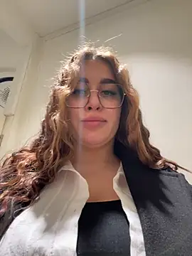 Snapshot of VikiDemi chatting on 02-25-26, 02:59 VikiDemi online show from 02-25-26, 02:59