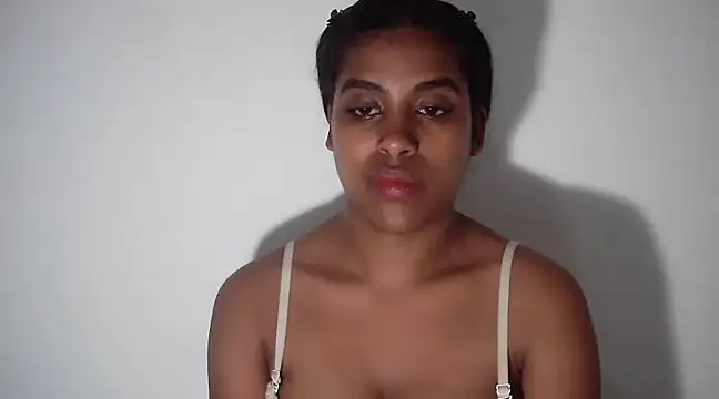 Snapshot of XIndian_Butterfly4uX chatting on 01-27-25, 01:26 XIndian Butterfly4uX online show from 01-27-25, 01:26