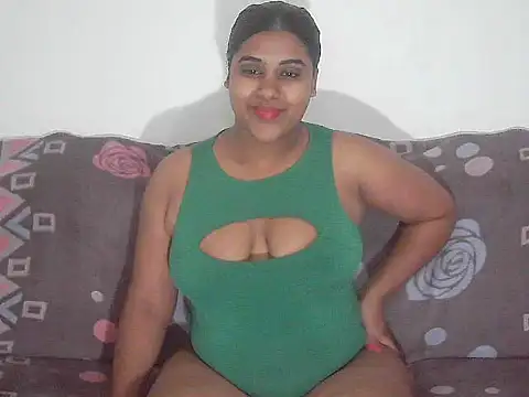 Snapshot of XIndian_Butterfly4uX chatting on 10-11-25, 09:46 XIndian Butterfly4uX online show from 10-11-25, 09:46