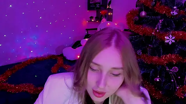 LinaTruly online show from 12-28-24, 11:05