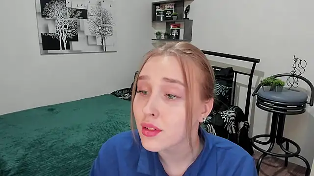 LinaTruly online show from 03-04-25, 08:16