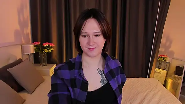 Nicole Cidman online show from 03-04-25, 02:53