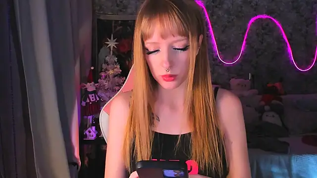 Snapshot of Inma_Lewdness chatting on 12-14-24, 03:25 Inma Lewdness online show from 12-14-24, 03:25