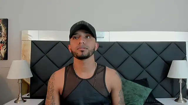 Snapshot of Robin_Rief chatting on 11-07-25, 03:17 Robin Rief online show from 11-07-25, 03:17