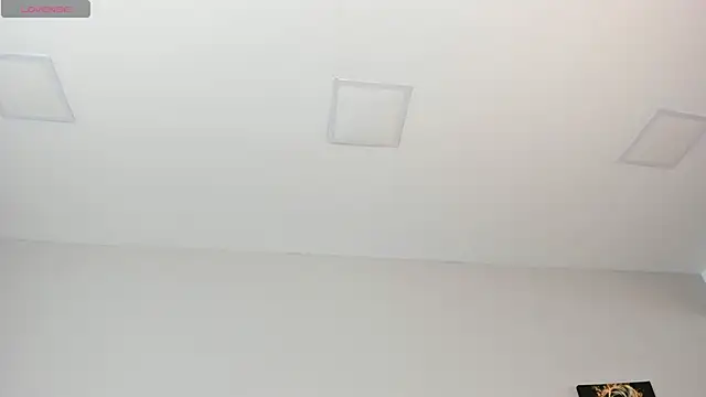 Snapshot of Robin_Rief chatting on 11-15-25, 03:26 Robin Rief online show from 11-15-25, 03:26