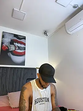 Robin Rief online show from 02-12-26, 04:51