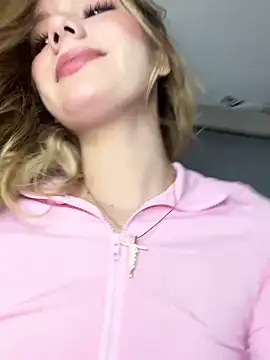 NicoleCut online show from 02-12-25, 11:18