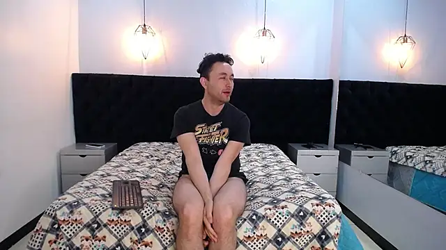 Snapshot of JeremmyAndStacy chatting on 01-22-25, 03:18 JeremmyAndStacy online show from 01-22-25, 03:18