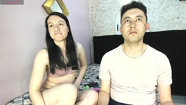 Snapshot of JeremmyAndStacy chatting on 09-30-25, 09:42 JeremmyAndStacy online show from 09-30-25, 09:42