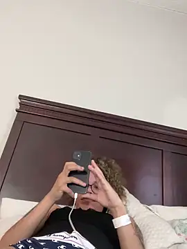 Snapshot of 1prettygem chatting on 01-18-25, 09:13 1prettygem online show from 01-18-25, 09:13