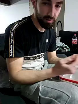 Snapshot of La_Chaudasse_98 chatting on 01-18-25, 09:13 La Chaudasse 98 online show from 01-18-25, 09:13