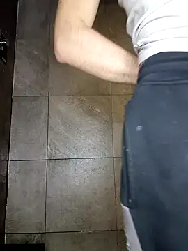 Snapshot of La_Chaudasse_98 chatting on 02-01-25, 10:44 La Chaudasse 98 online show from 02-01-25, 10:44