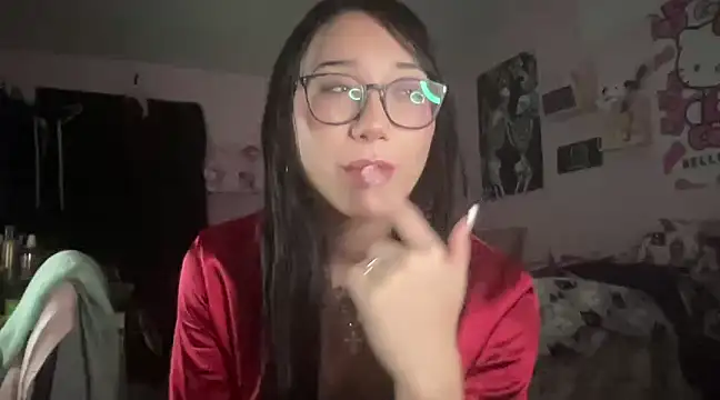 Snapshot of tokyobaby chatting on 12-23-24, 05:39 tokyobaby online show from 12-23-24, 05:39