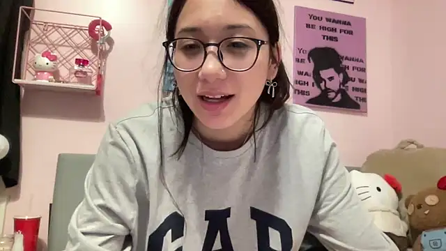 Snapshot of tokyobaby chatting on 01-04-25, 04:44 tokyobaby online show from 01-04-25, 04:44