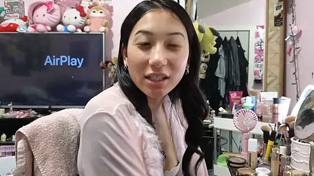 Snapshot of tokyobaby chatting on 11-09-25, 02:32 tokyobaby online show from 11-09-25, 02:32