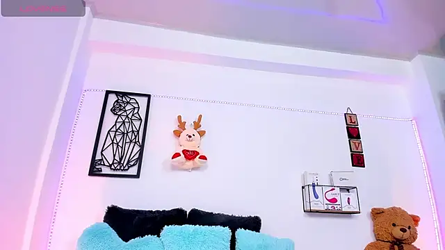 Mari Sweett online show from 12-30-24, 07:32