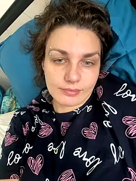 Magic  smile online show from 11-11-25, 06:02