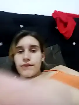 Snapshot of Keidy_rojas1 chatting on 01-28-25, 02:43 Keidy rojas1 online show from 01-28-25, 02:43