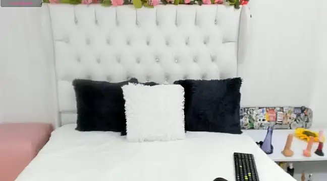 Valerik cano1 online show from 01-21-25, 07:06