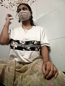 Snapshot of Alina_398 chatting on 12-19-24, 05:08 Alina 398 online show from 12-19-24, 05:08