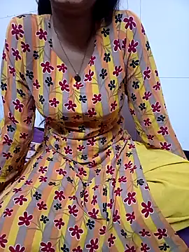 Snapshot of Alina_398 chatting on 01-25-25, 12:37 Alina 398 online show from 01-25-25, 12:37