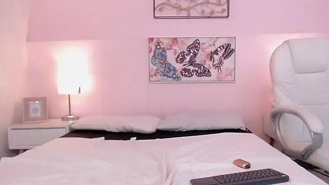 Snapshot of sara17_ chatting on 11-02-25, 04:15 sara17 online show from 11-02-25, 04:15