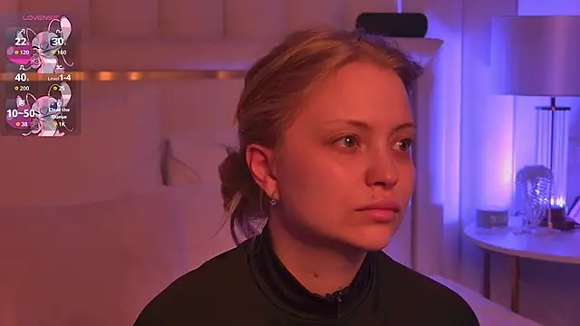 Snapshot of DorisHell chatting on 11-02-25, 02:58 DorisHell online show from 11-02-25, 02:58