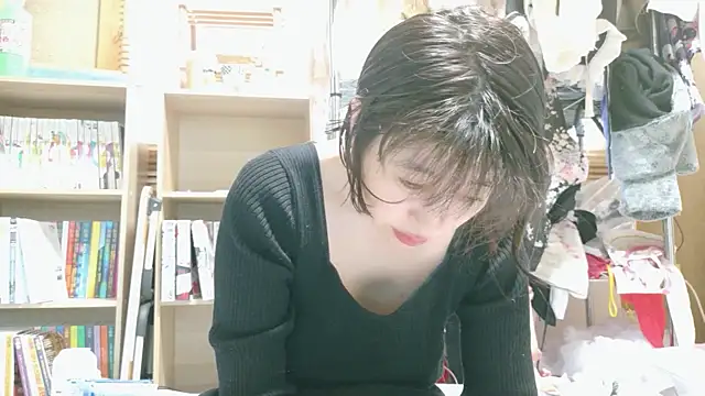 morikawa sayaka online show from 10-23-25, 11:46