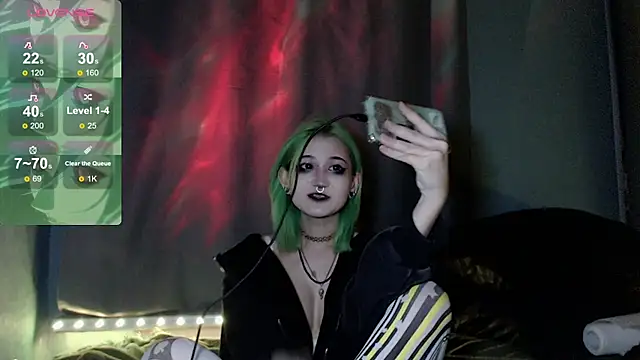 Snapshot of Milten-Trish chatting on 11-03-25, 03:02 Milten-Trish online show from 11-03-25, 03:02