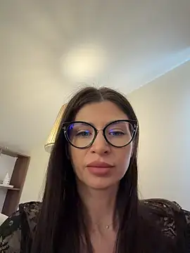 Snapshot of sweetndcrazy chatting on 03-15-26, 07:03 sweetndcrazy online show from 03-15-26, 07:03