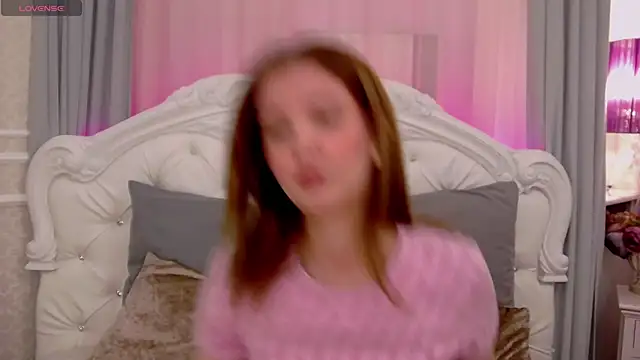 Snapshot of EvansMilana chatting on 01-17-25, 05:19 EvansMilana online show from 01-17-25, 05:19