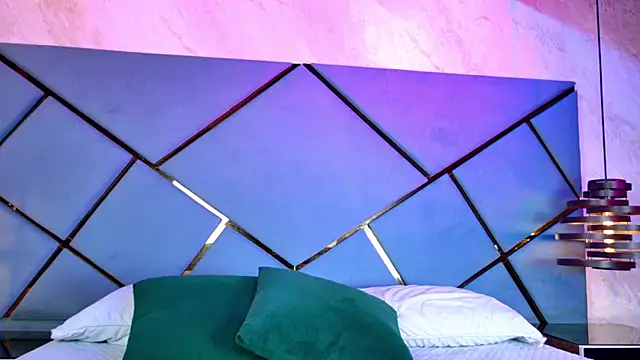 giorgia 13 online show from 09-23-25, 03:09