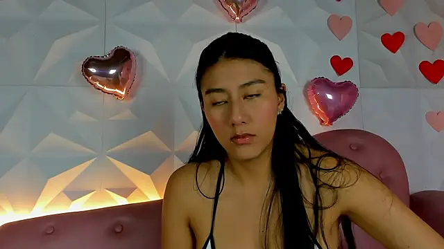 Snapshot of CarlaAlvez chatting on 02-18-25, 07:52 CarlaAlvez online show from 02-18-25, 07:52