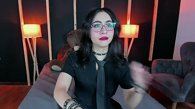 vampy dolll online show from 01-17-25, 12:52