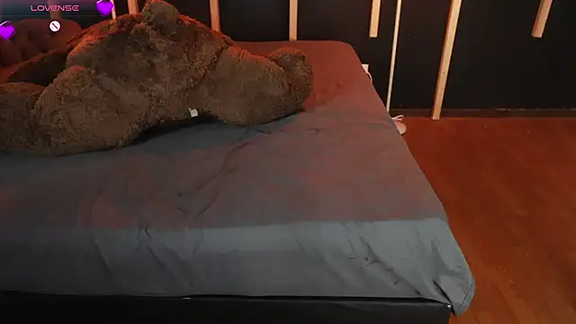 vampy dolll online show from 03-08-25, 06:16