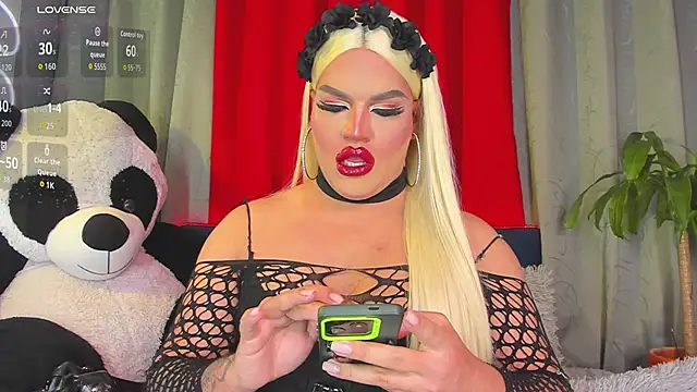 Snapshot of Missisabella_ chatting on 11-08-25, 12:55 Missisabella online show from 11-08-25, 12:55