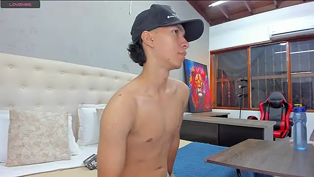 Snapshot of ricky_backus chatting on 10-09-25, 11:19 ricky backus online show from 10-09-25, 11:19