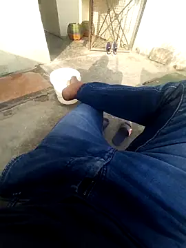 Snapshot of Ritikdesi chatting on 03-01-25, 04:54 Ritikdesi online show from 03-01-25, 04:54