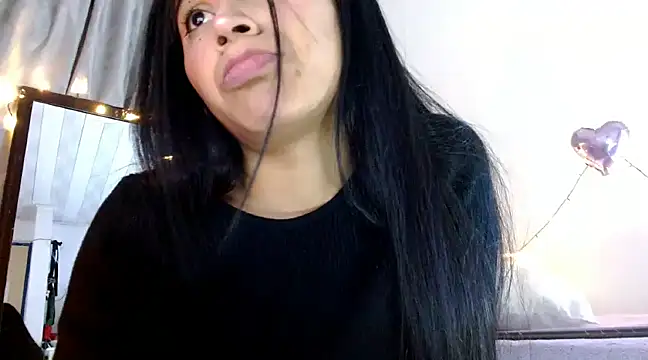 Snapshot of brihanna_lena chatting on 01-02-25, 05:46 brihanna lena online show from 01-02-25, 05:46