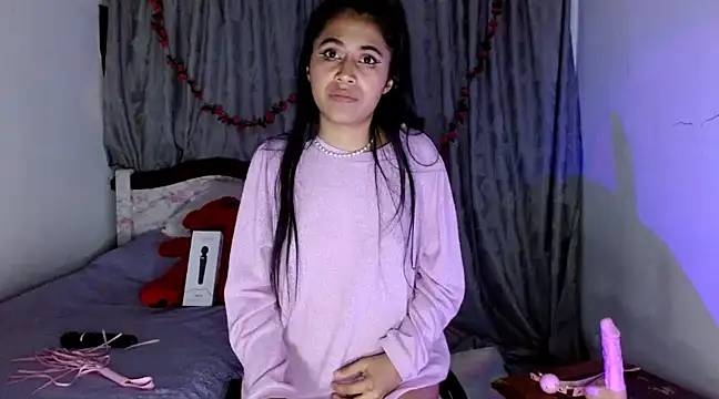 Snapshot of brihanna_lena chatting on 03-14-25, 09:24 brihanna lena online show from 03-14-25, 09:24