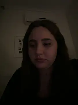 Snapshot of Natalie_21 chatting on 12-23-24, 12:03 Natalie 21 online show from 12-23-24, 12:03