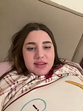 Snapshot of Natalie_21 chatting on 02-23-25, 11:36 Natalie 21 online show from 02-23-25, 11:36