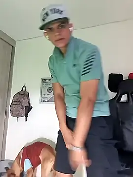 Snapshot of boss_of_cash chatting on 03-05-26, 03:08 boss of cash online show from 03-05-26, 03:08