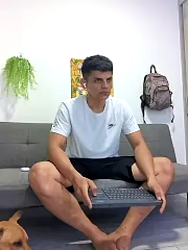 Snapshot of boss_of_cash chatting on 03-13-26, 01:12 boss of cash online show from 03-13-26, 01:12