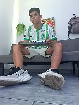 Snapshot of boss_of_cash chatting on 03-14-26, 04:34 boss of cash online show from 03-14-26, 04:34