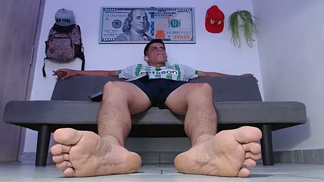 Snapshot of boss_of_cash chatting on 04-01-26, 12:55 boss of cash online show from 04-01-26, 12:55