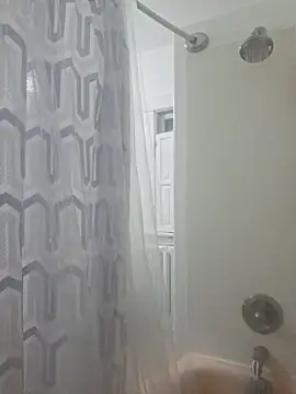 Snapshot of LuckiXCX chatting on 12-14-25, 03:34 LuckiXCX online show from 12-14-25, 03:34