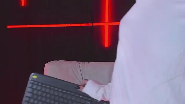 Michell Wallker online show from 01-10-26, 02:08