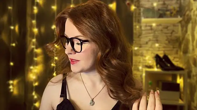 LaurenRossss online show from 12-14-24, 08:51