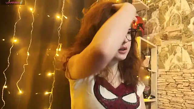 LaurenRossss online show from 02-13-25, 10:54